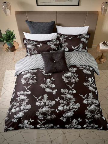 Black Narnia Floral