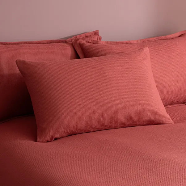 Dunelm- Newston Waffle in Wild Rose
