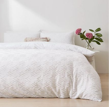 Textured Bedding