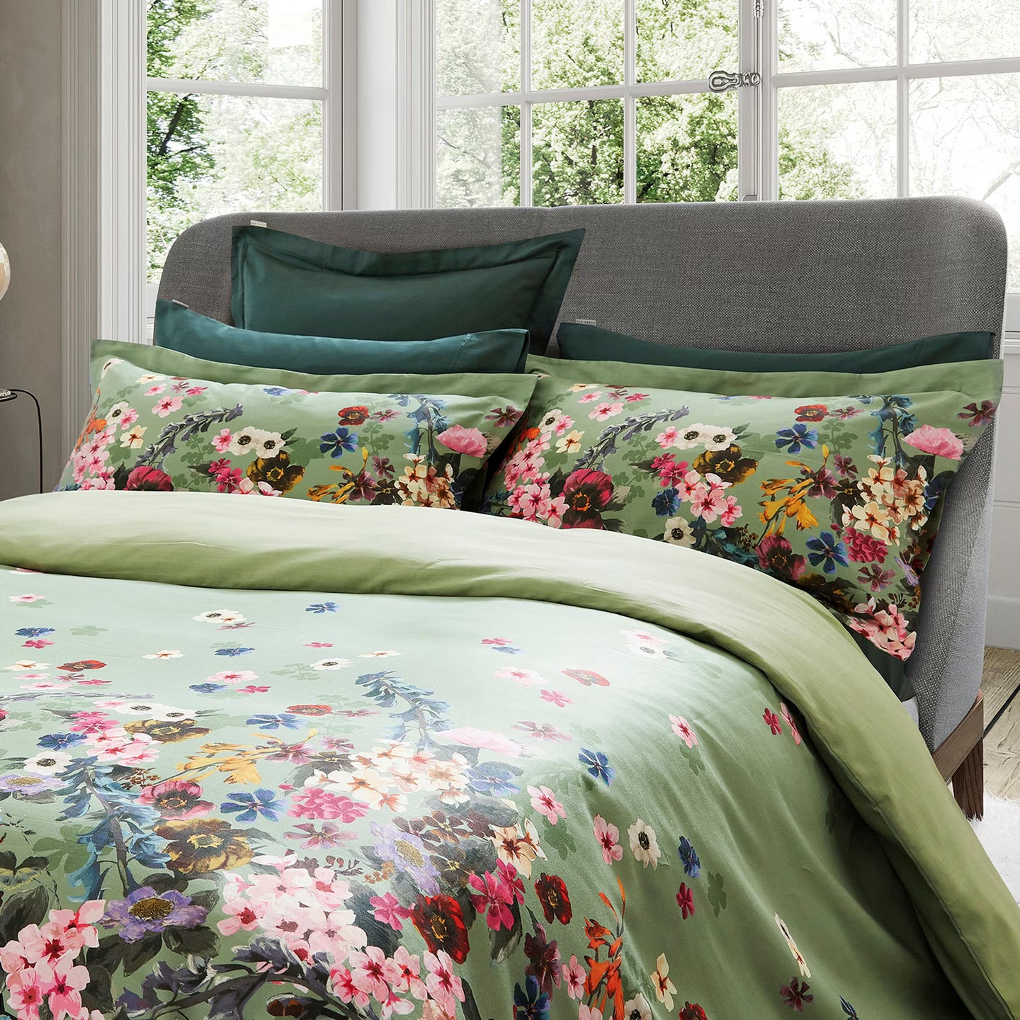 Ted Baker- Antiquity