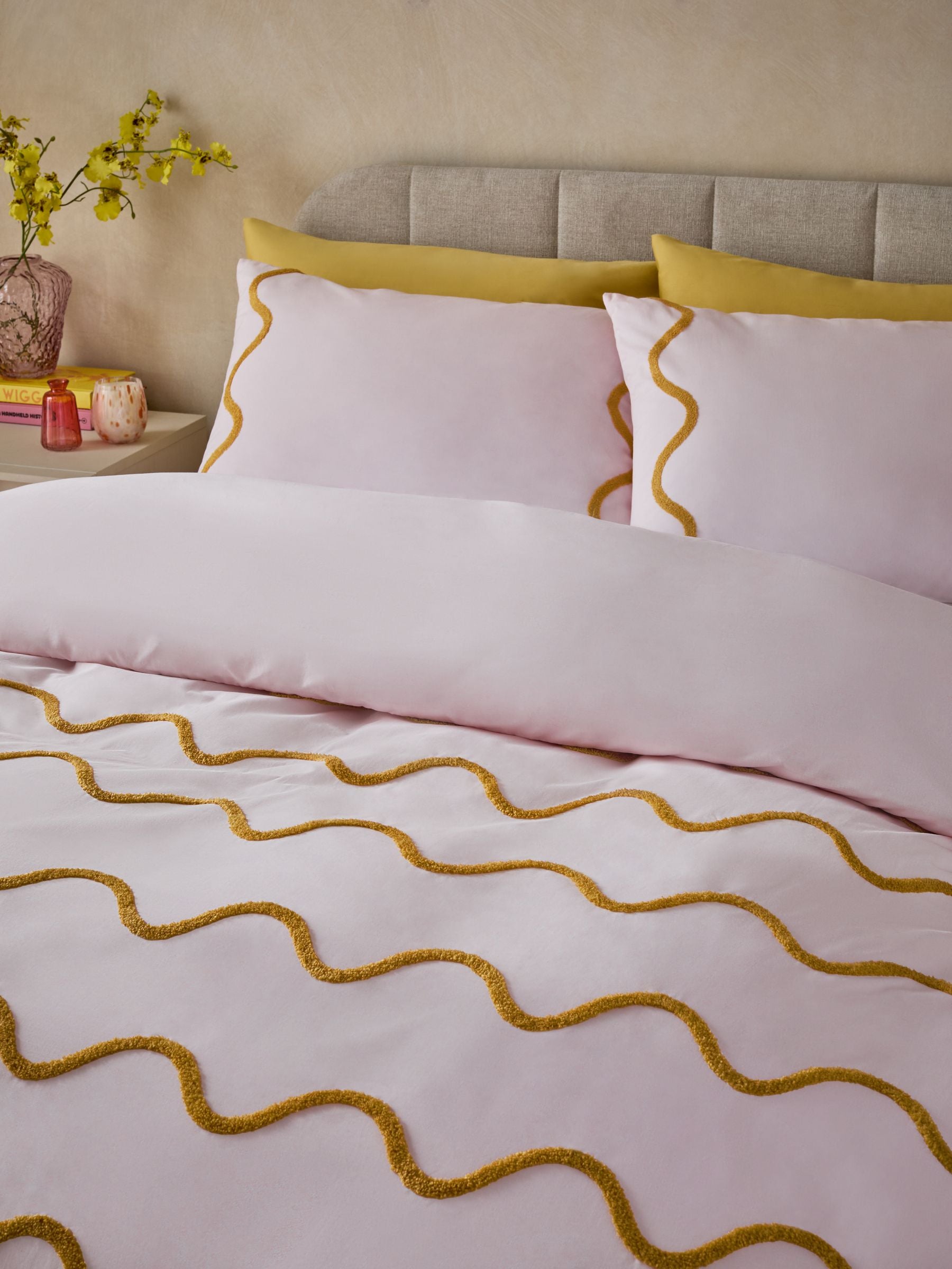 Next-Peach Pink Tufted Waves