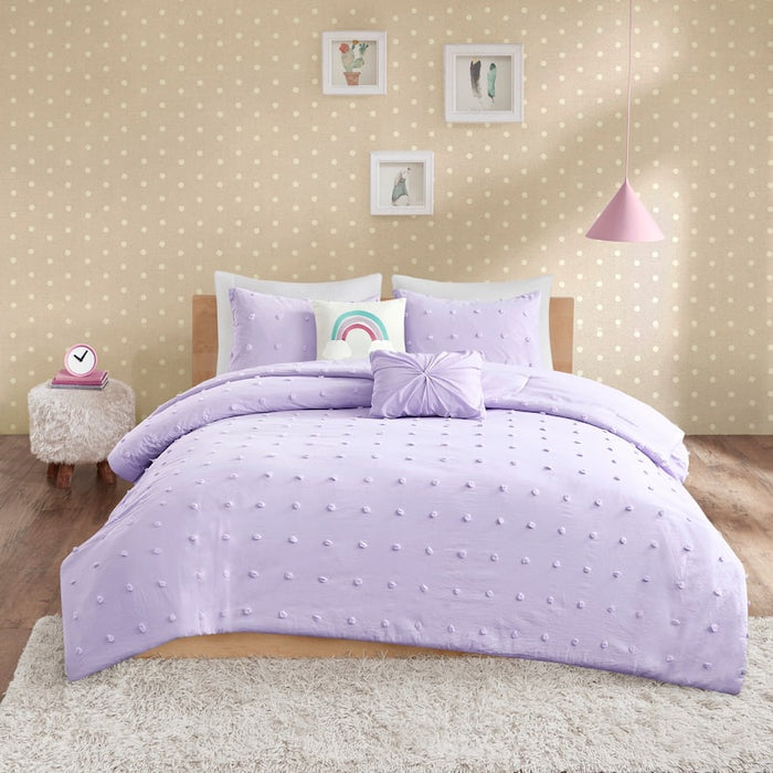 Pom poms in Lilac