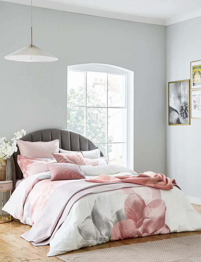 Ted Baker- Magnolia Pink
